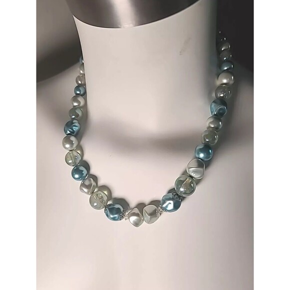 Vintage Single Strand Blue Teal Chunky Bead Necklace 18" MCM - Picture 1 of 5